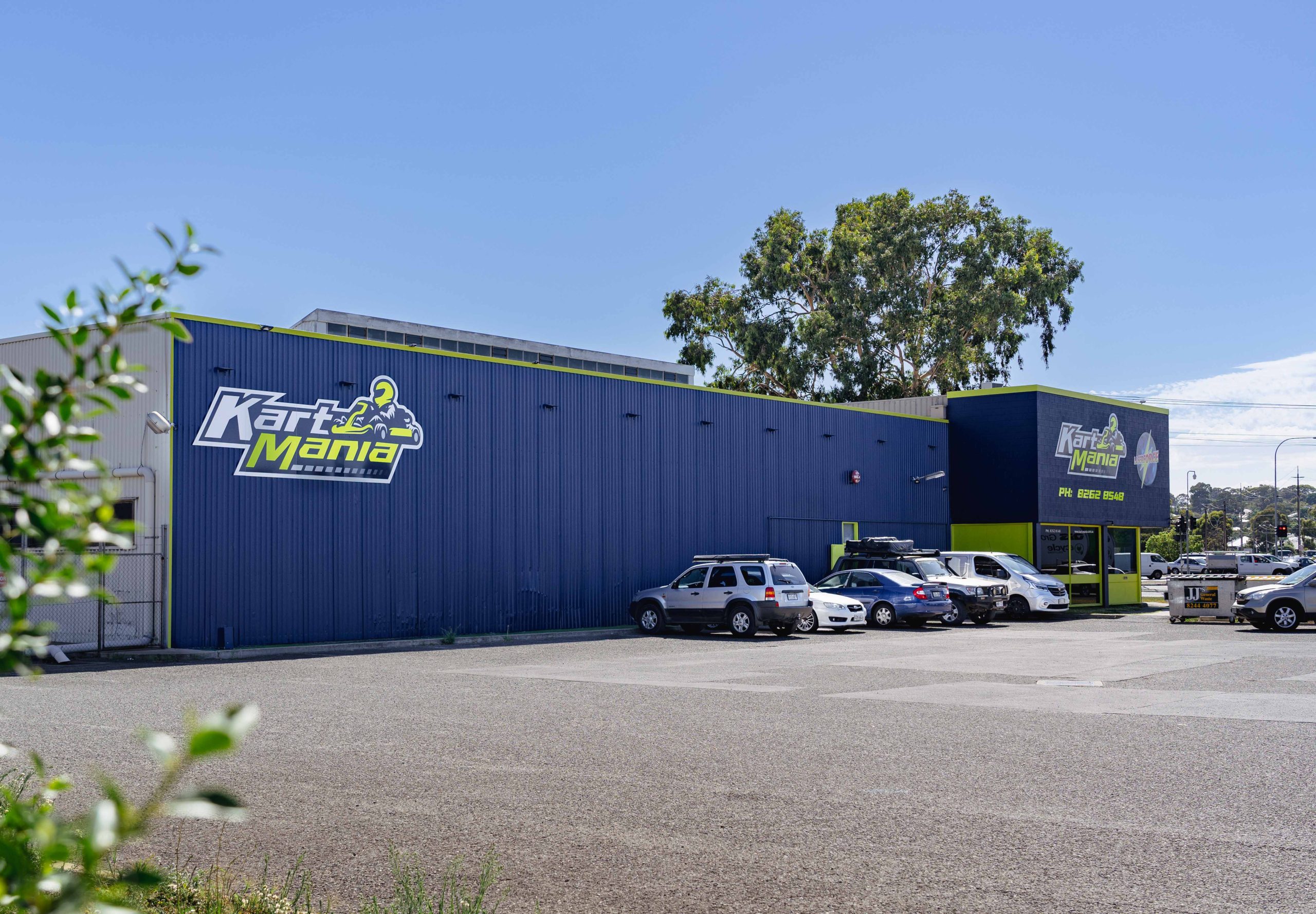 wide shot of Kart Mania's Adelaide location